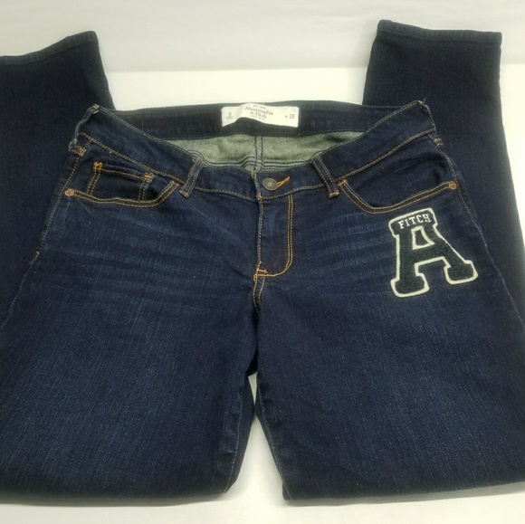 womens size 28 jeans is what size